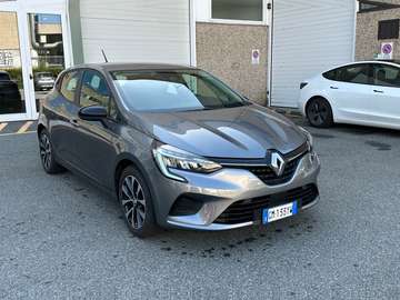 V - Clio 1.6 E-Tech full hybrid Equilibre 145cv au