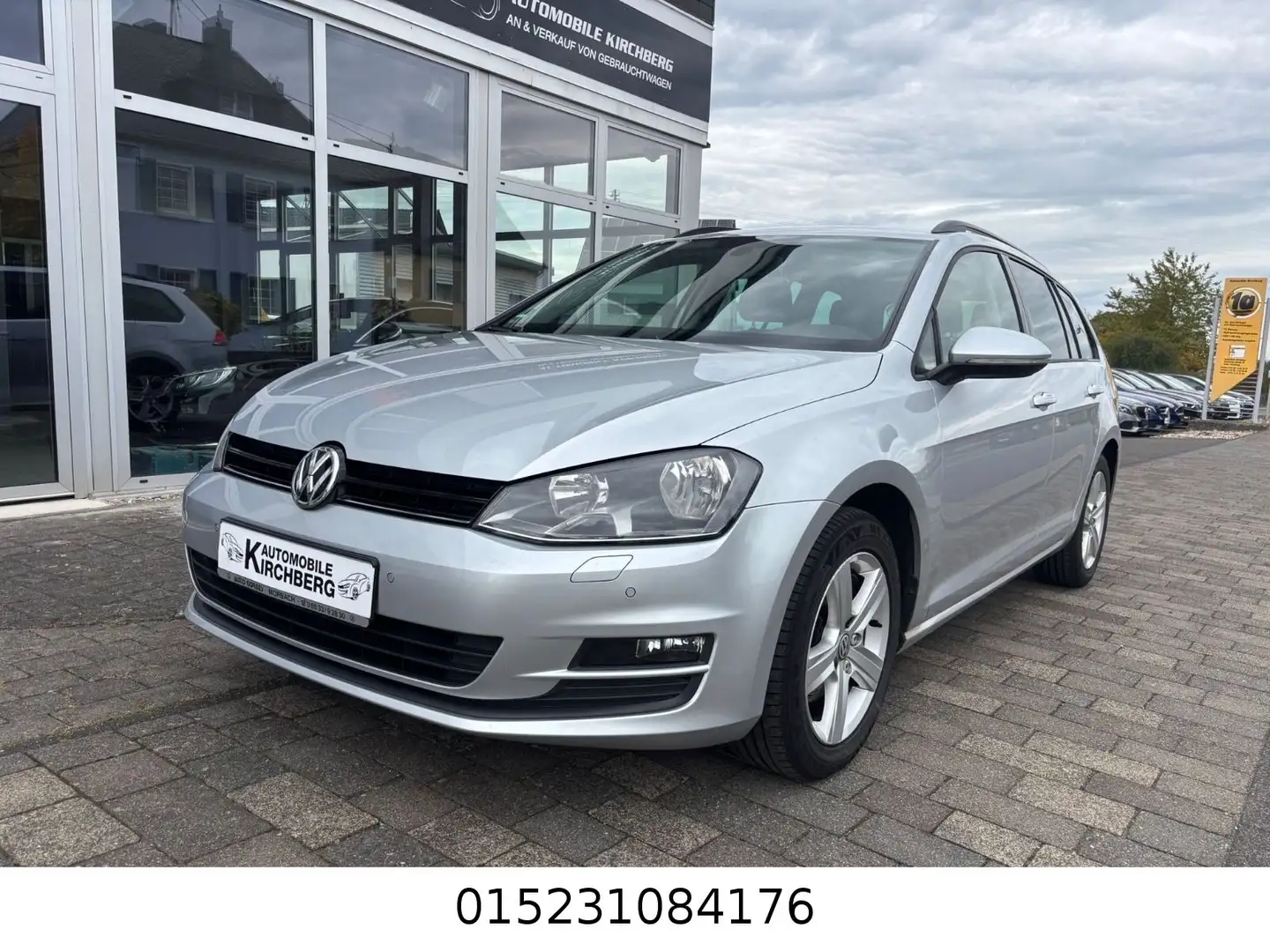 Volkswagen Golf VII Variant Comfortline+Parkhilfe+Navi+AHK+ Silber - 1
