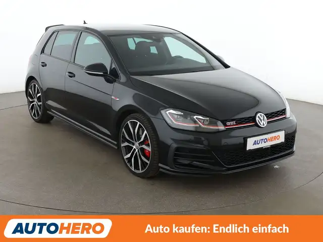Volkswagen Golf view 8