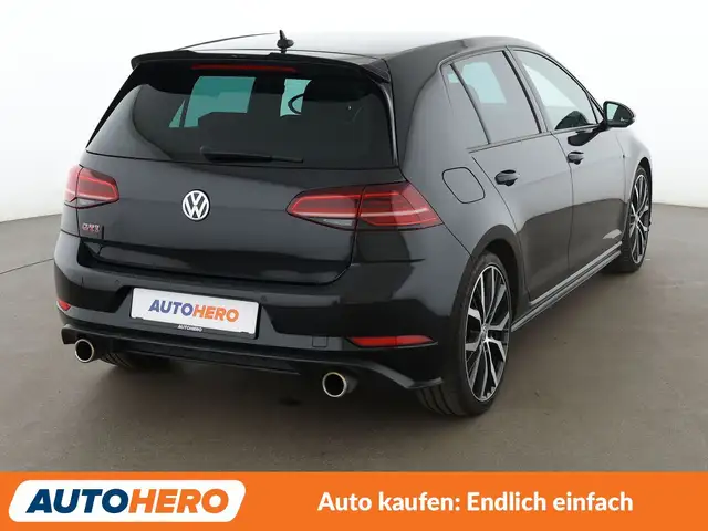 Volkswagen Golf view 6