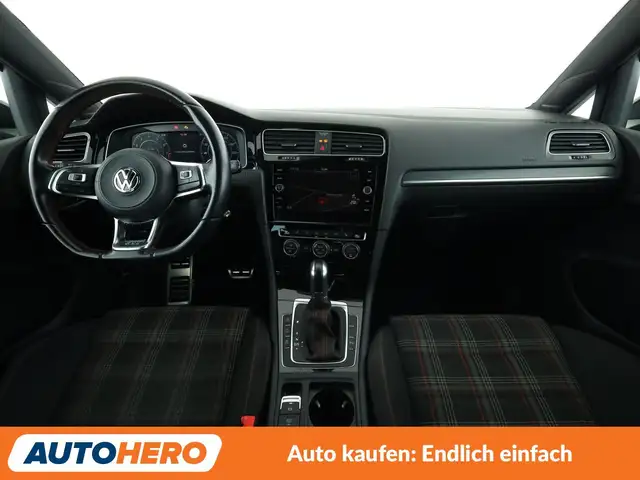 Volkswagen Golf view 12