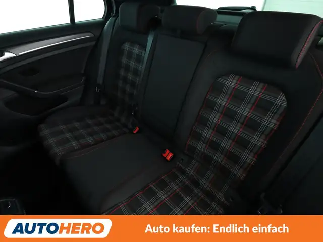 Volkswagen Golf view 14