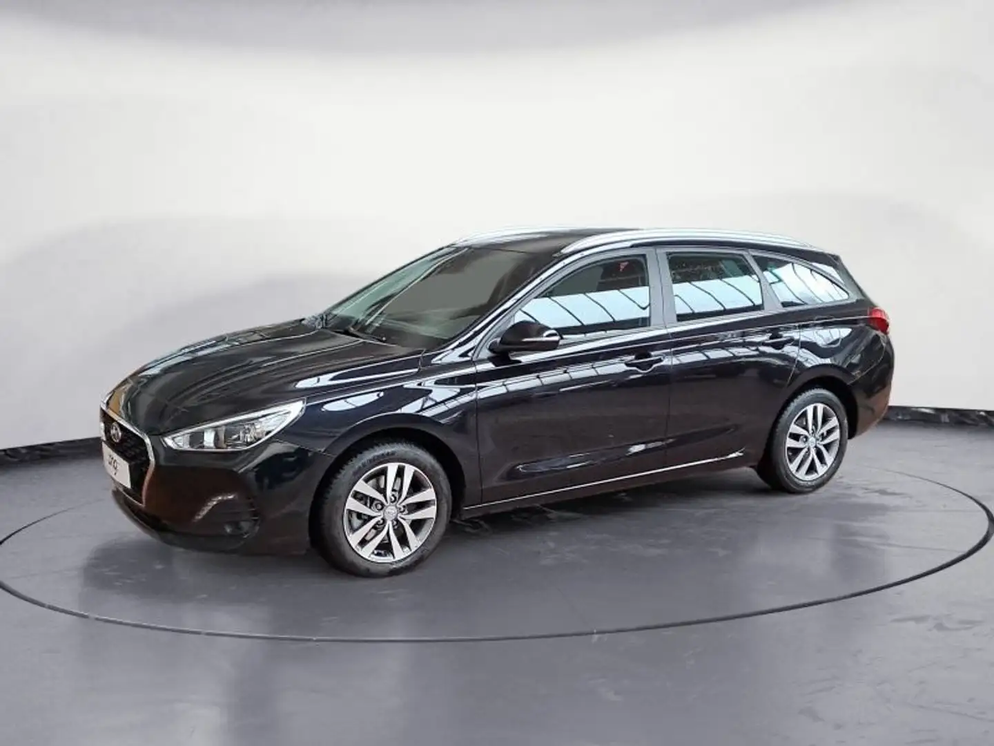 Hyundai i30 Hyundai i30 Kombi 1.6 GRA Klima PaketFunktion Ra Schwarz - 2