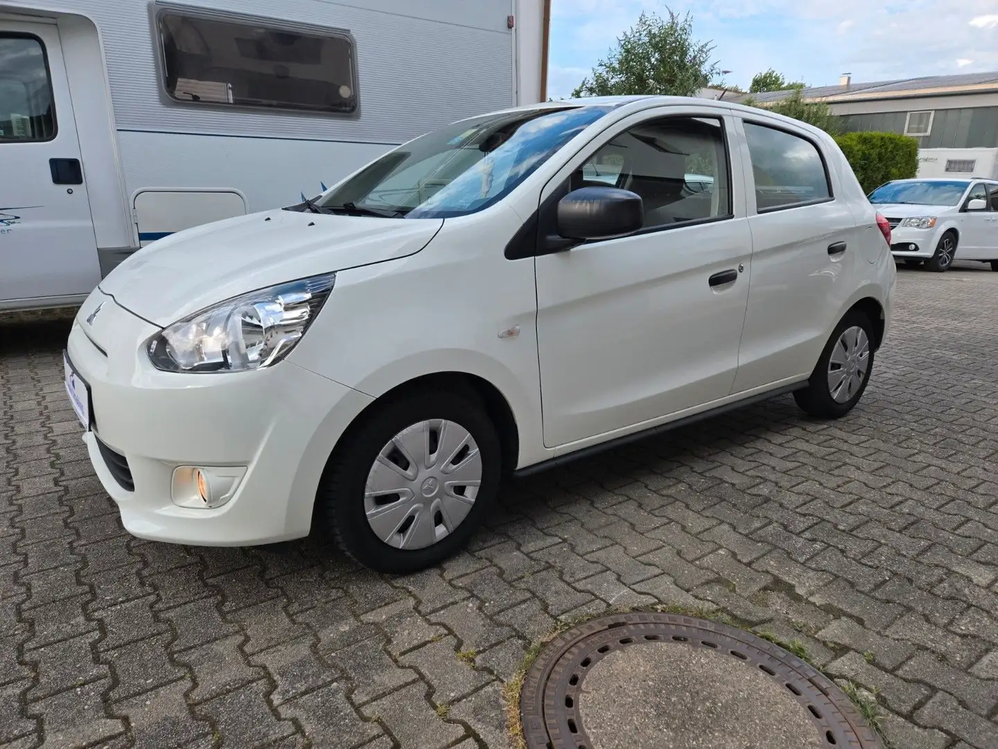 Mitsubishi Space Star Klassik Kollektion*Klimaanlage*TÜV n. White - 1