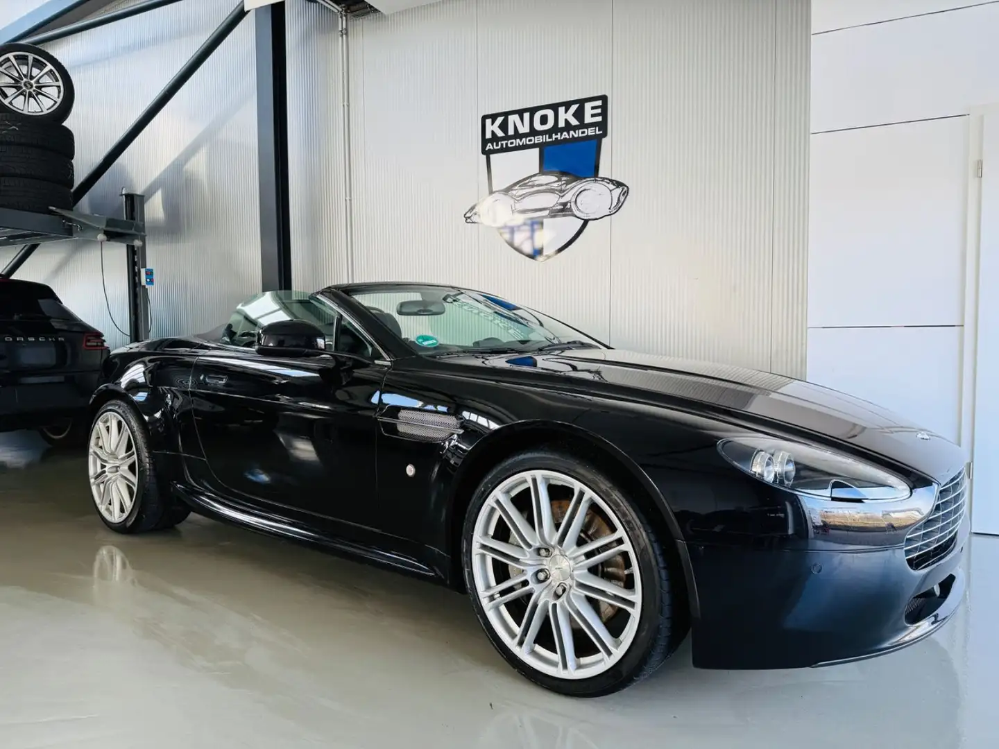 Aston Martin V8 V8 VANTAGE 'S' CABRIO  orig. 20Zoll Aston Martin Negro - 1