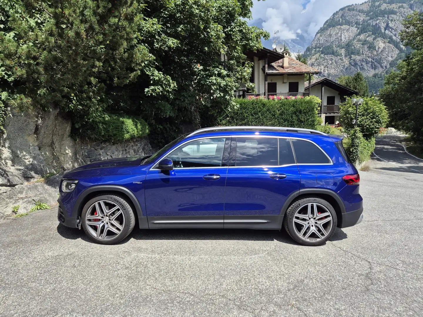 Mercedes-Benz GLB 35 AMG GLB 35 AMG 4matic 7POSTI Bleu - 2