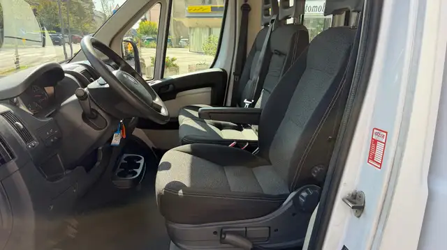 Fiat Ducato view 12