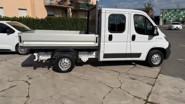 Fiat Ducato view 5