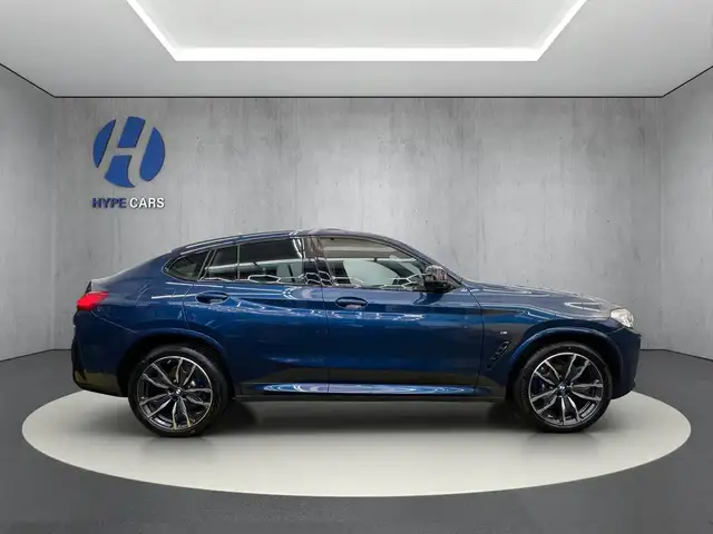 BMW X4 M view 7