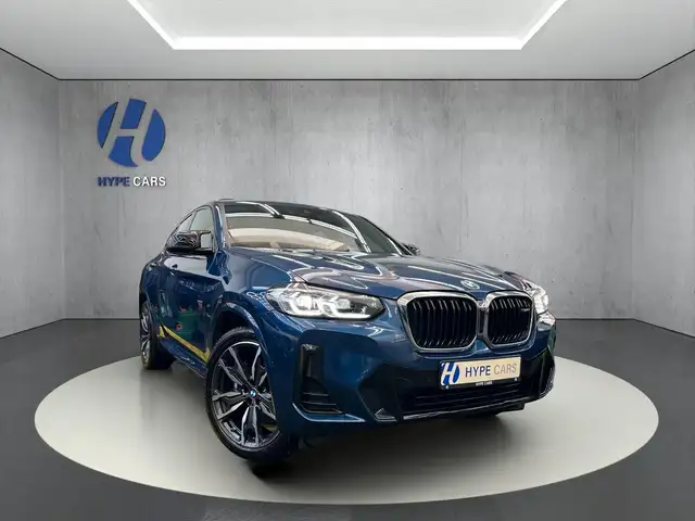 BMW X4 M view 3