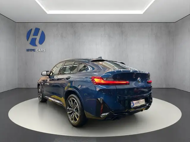 BMW X4 M view 5