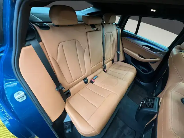 BMW X4 M view 14