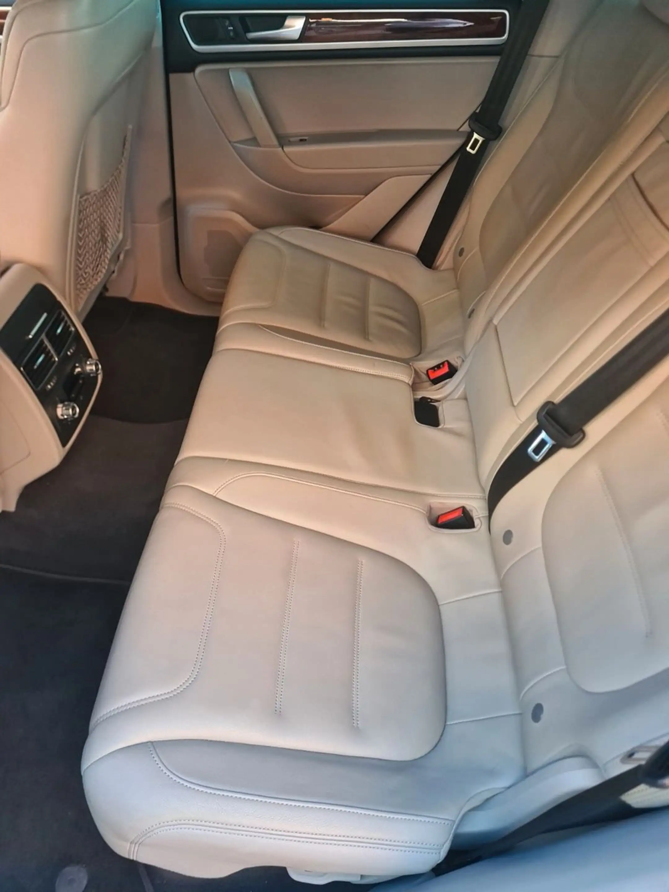 Volkswagen Touareg V6 TDI BMT *Garantie*Autom.*Navi*AHK* — photo 14
