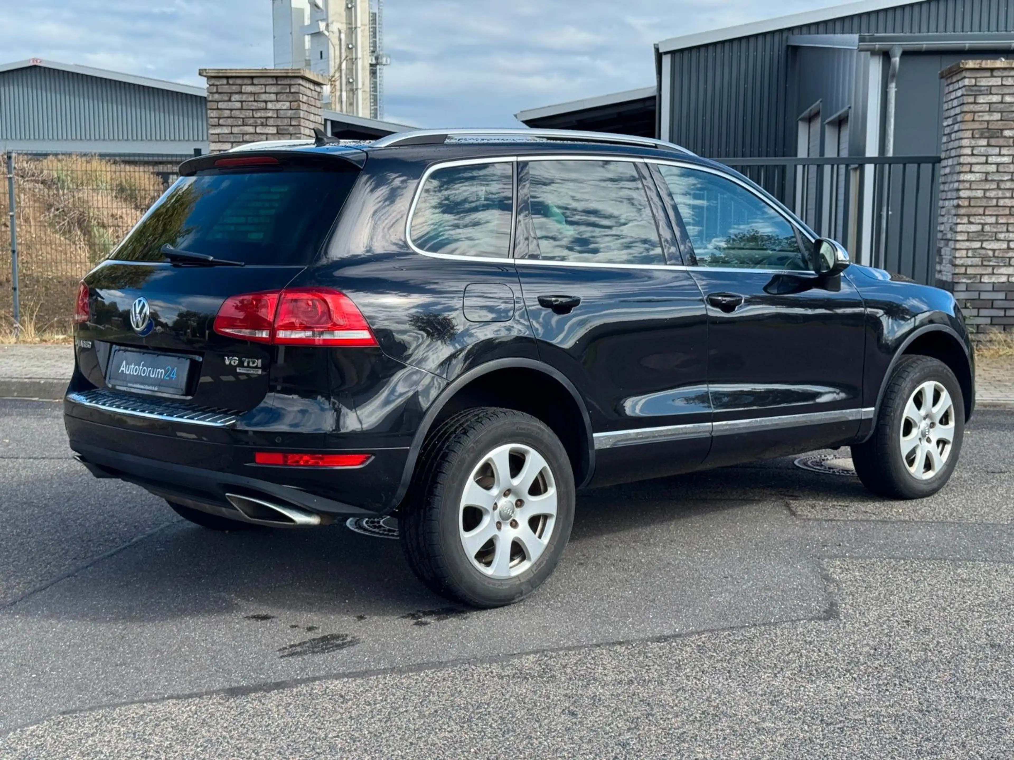 Volkswagen Touareg V6 TDI BMT *Garantie*Autom.*Navi*AHK* — photo 5