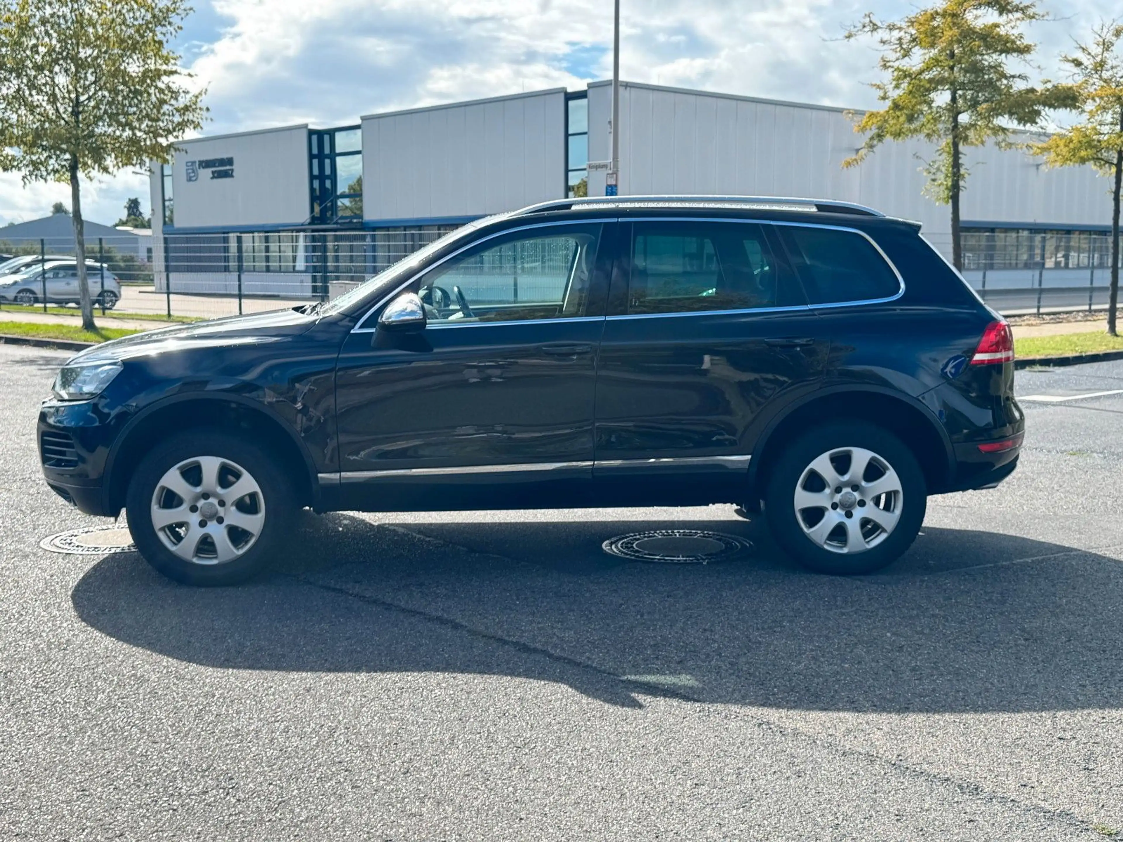Volkswagen Touareg V6 TDI BMT *Garantie*Autom.*Navi*AHK* — photo 2