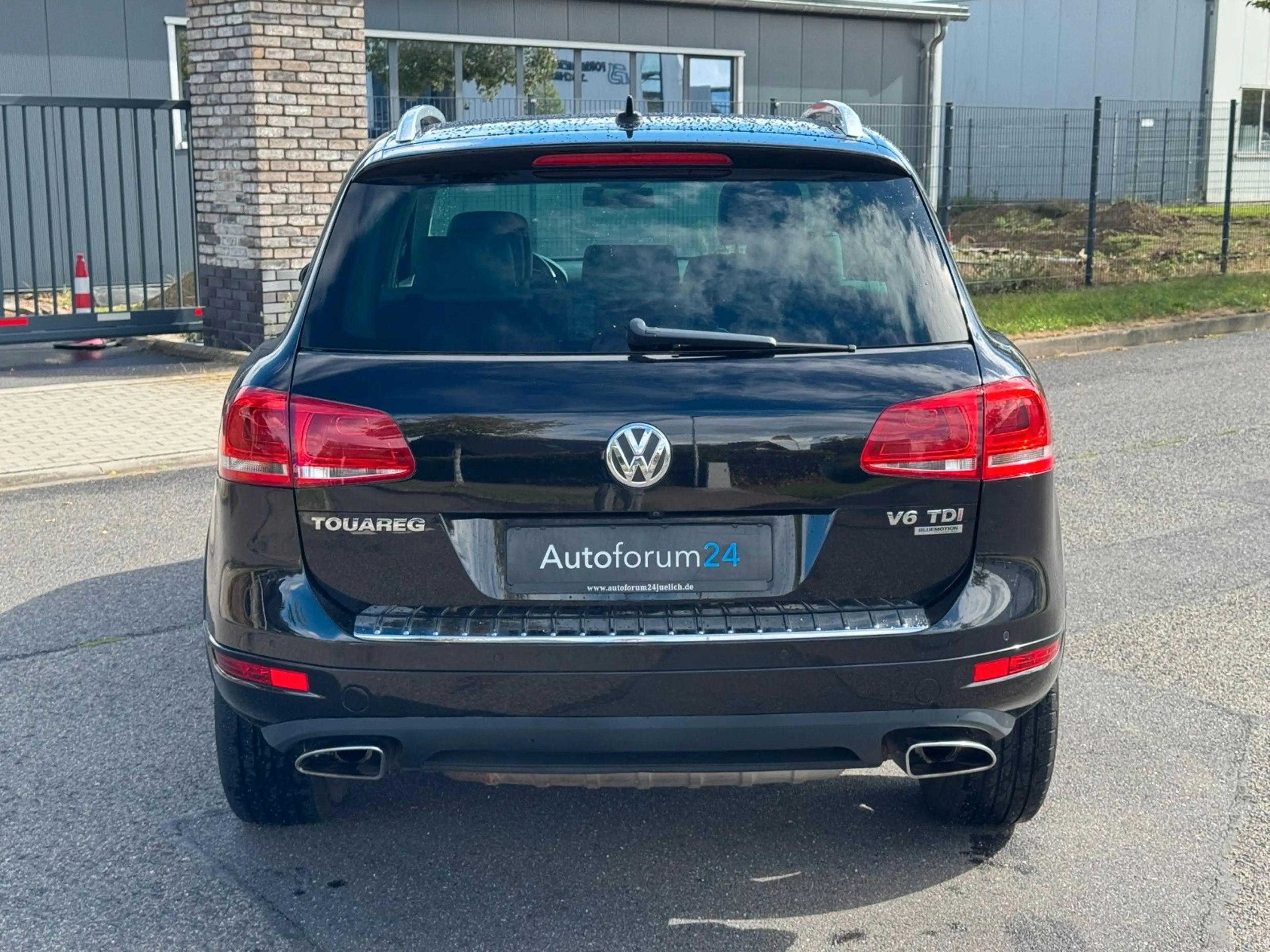 Volkswagen Touareg V6 TDI BMT *Garantie*Autom.*Navi*AHK* — photo 4