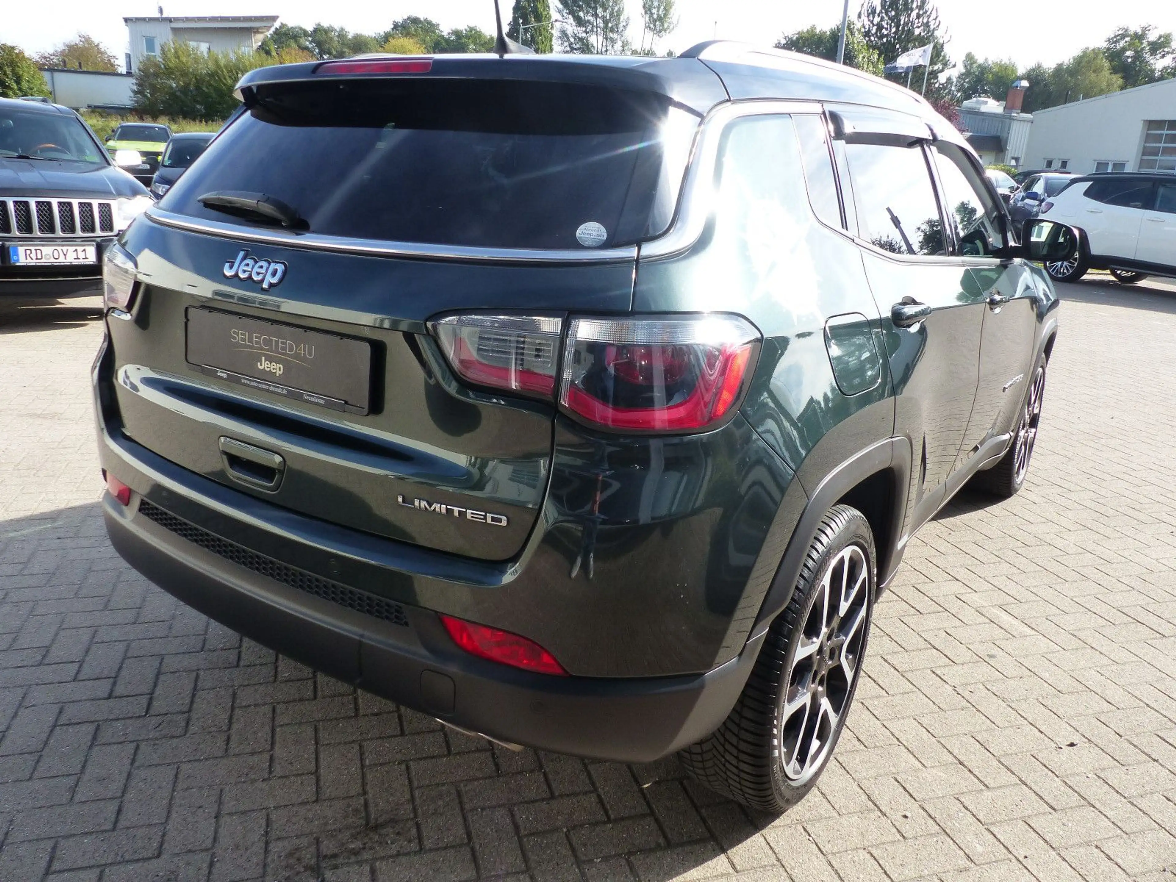 Jeep Compass Limited FWD NAVI SHZ ALLWETTER — photo 9
