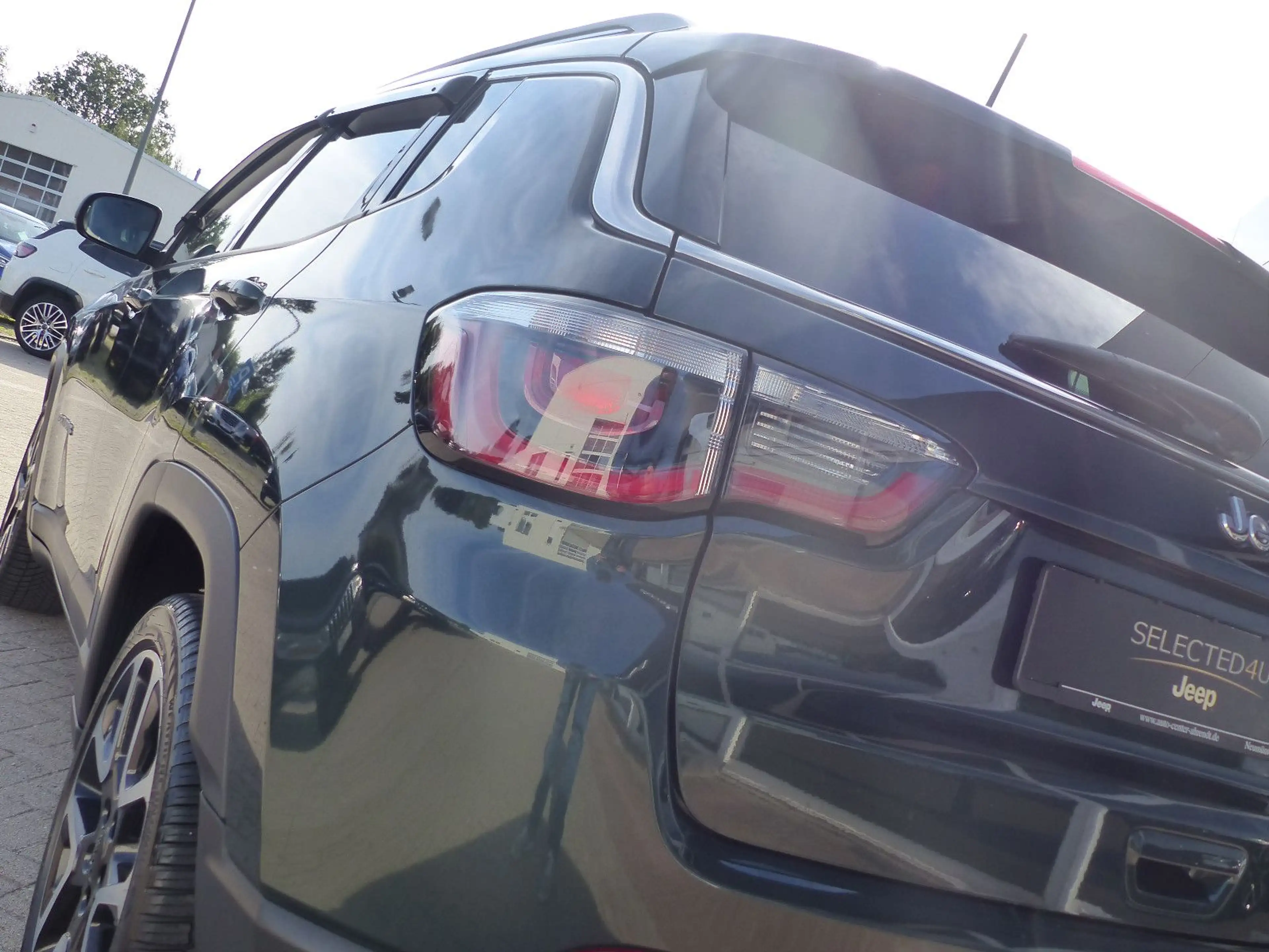Jeep Compass Limited FWD NAVI SHZ ALLWETTER — photo 13