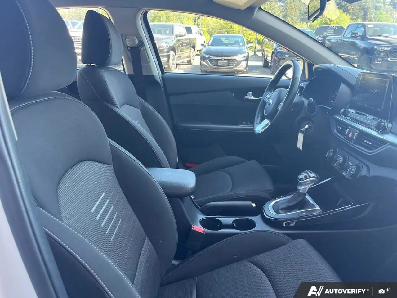 Kia Forte снимка Kia Forte