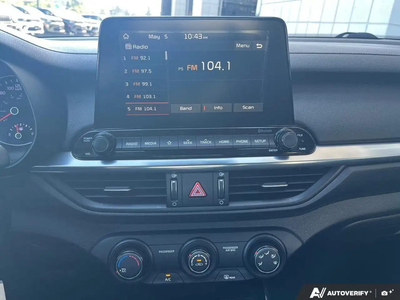 Kia Forte снимка Kia Forte