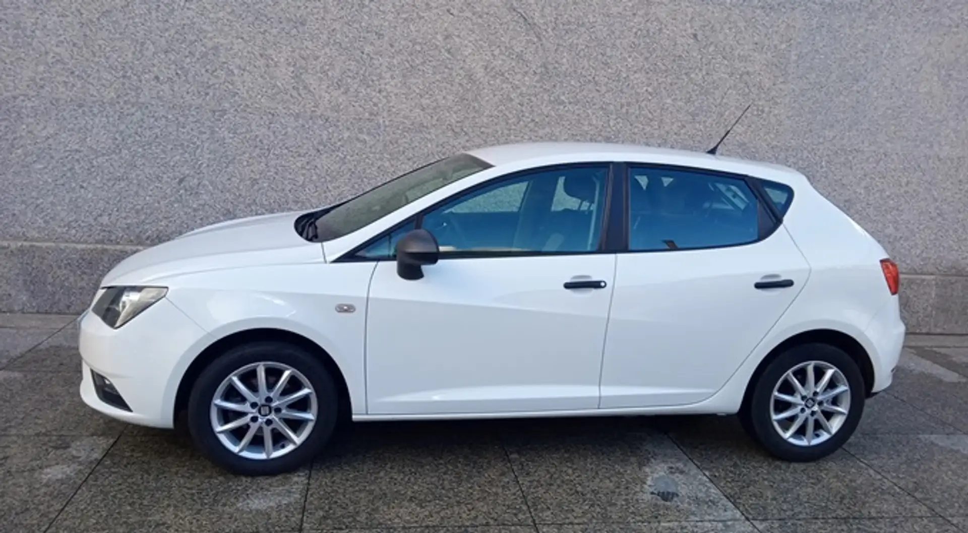 SEAT Ibiza 1.2 Tsi Reference 85 Blanco - 2