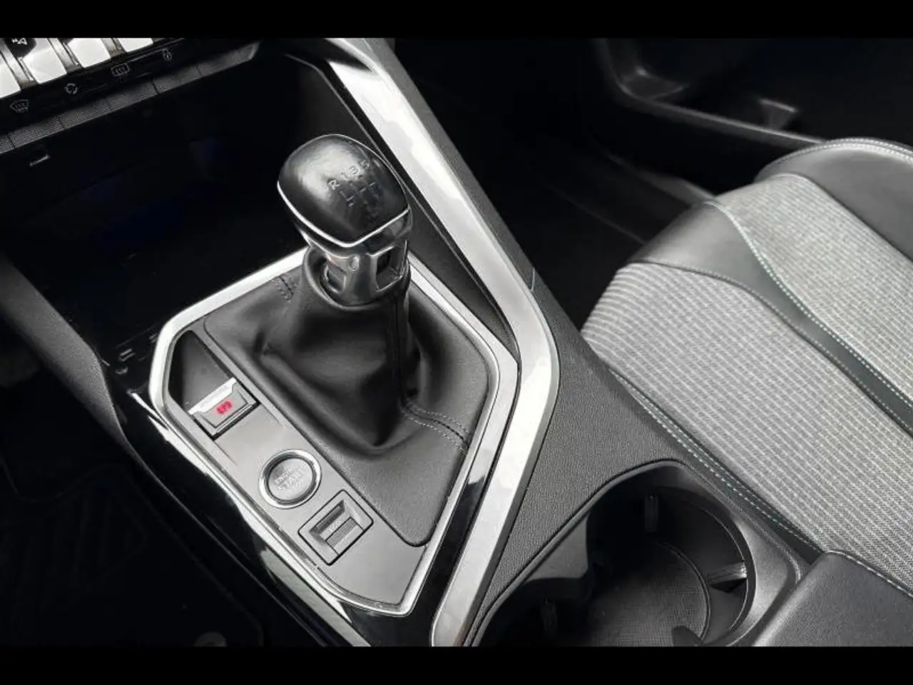 Peugeot 3008 Allure Pack -GPS-CAMERA-KEY LESS- 12