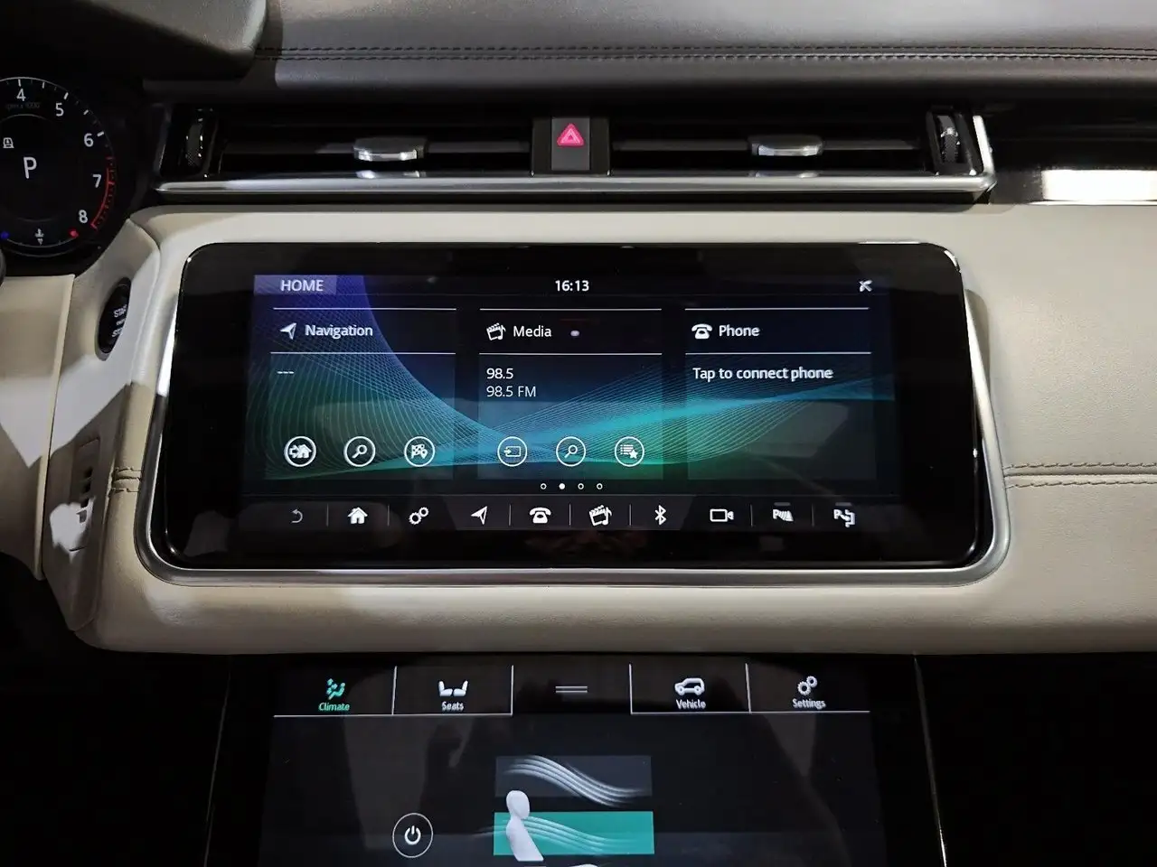 Land Rover Range Rover Velar снимка Land Rover Range Rover Velar