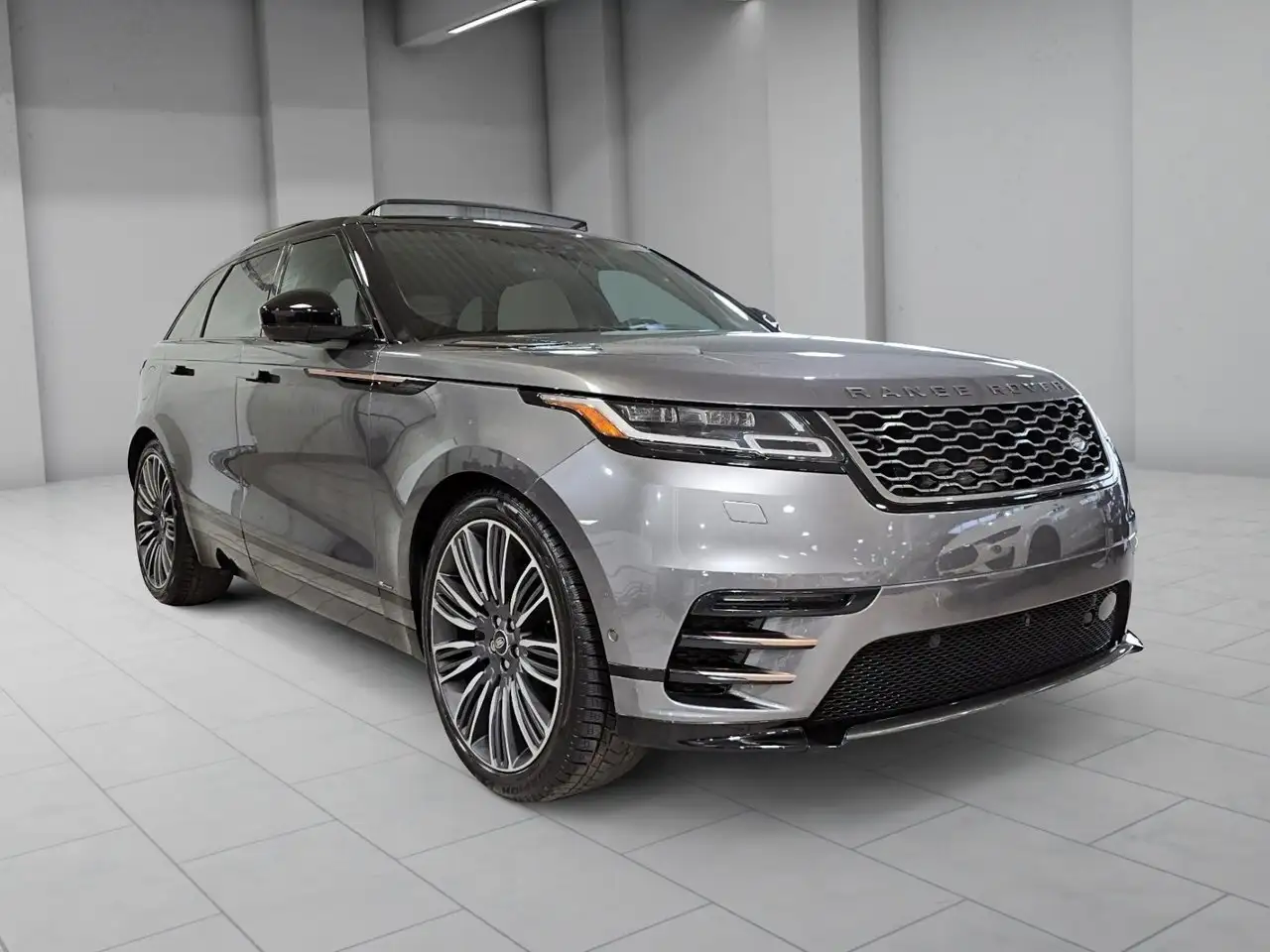 Land Rover Range Rover Velar снимка Land Rover Range Rover Velar