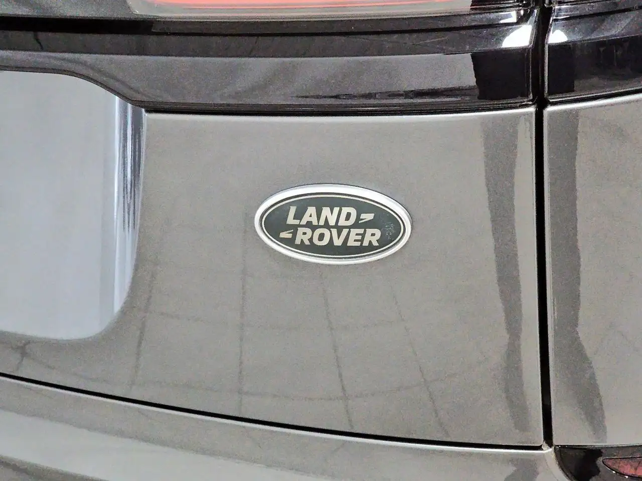 Land Rover Range Rover Velar снимка Land Rover Range Rover Velar