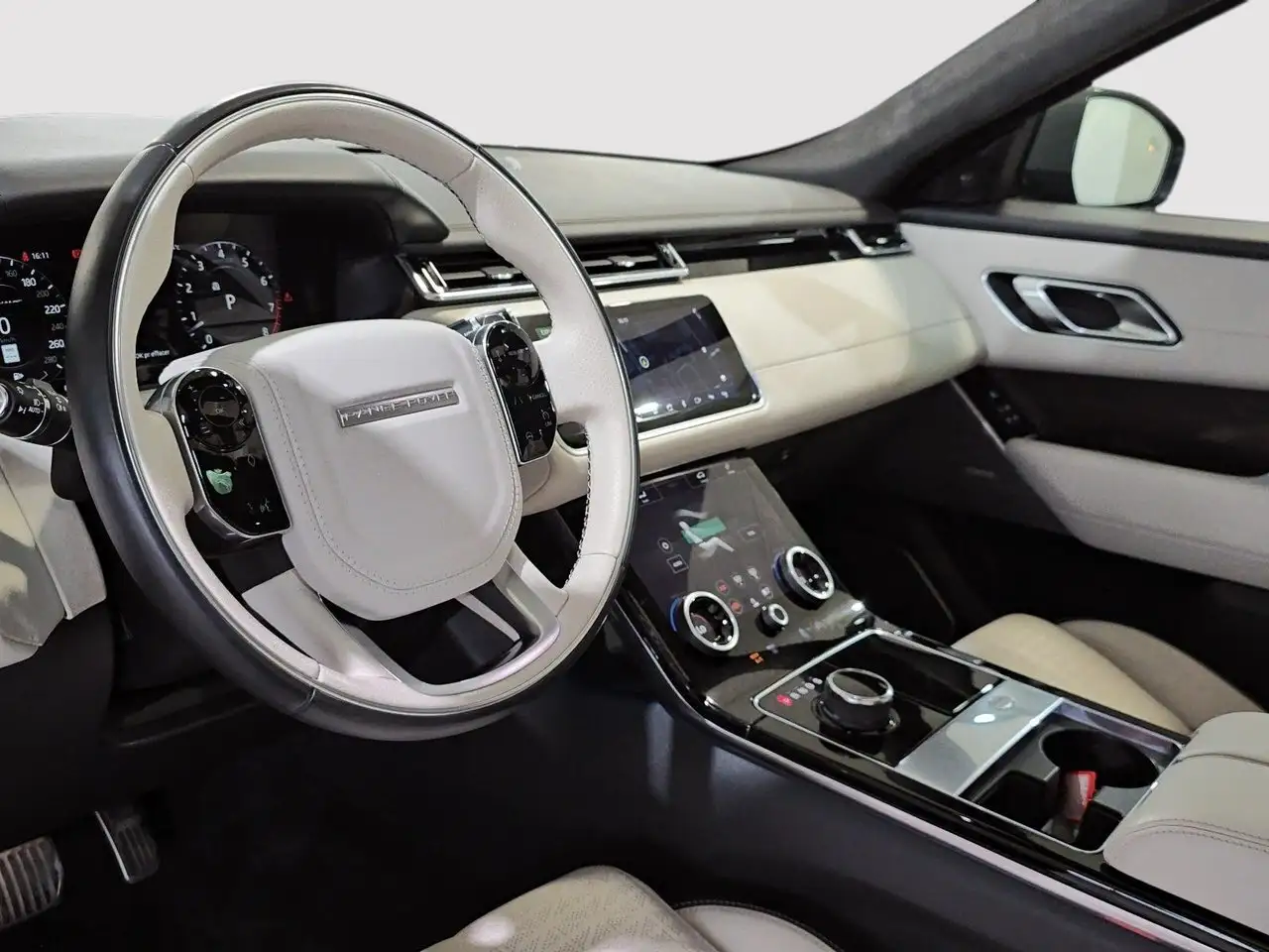 Land Rover Range Rover Velar снимка Land Rover Range Rover Velar
