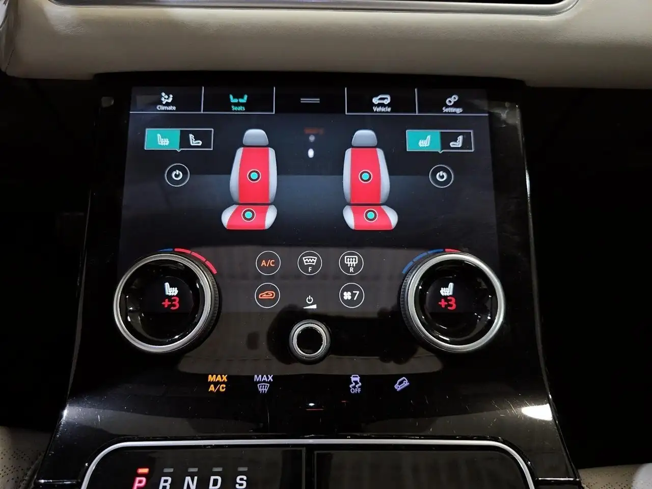 Land Rover Range Rover Velar снимка Land Rover Range Rover Velar