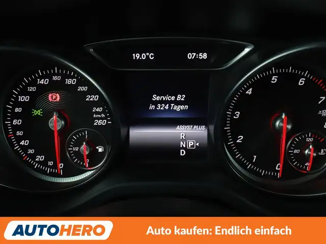 Mercedes-Benz Gla Class view 20