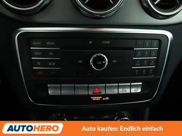 Mercedes-Benz Gla Class view 23