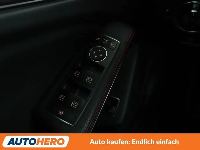 Mercedes-Benz Gla Class view 28