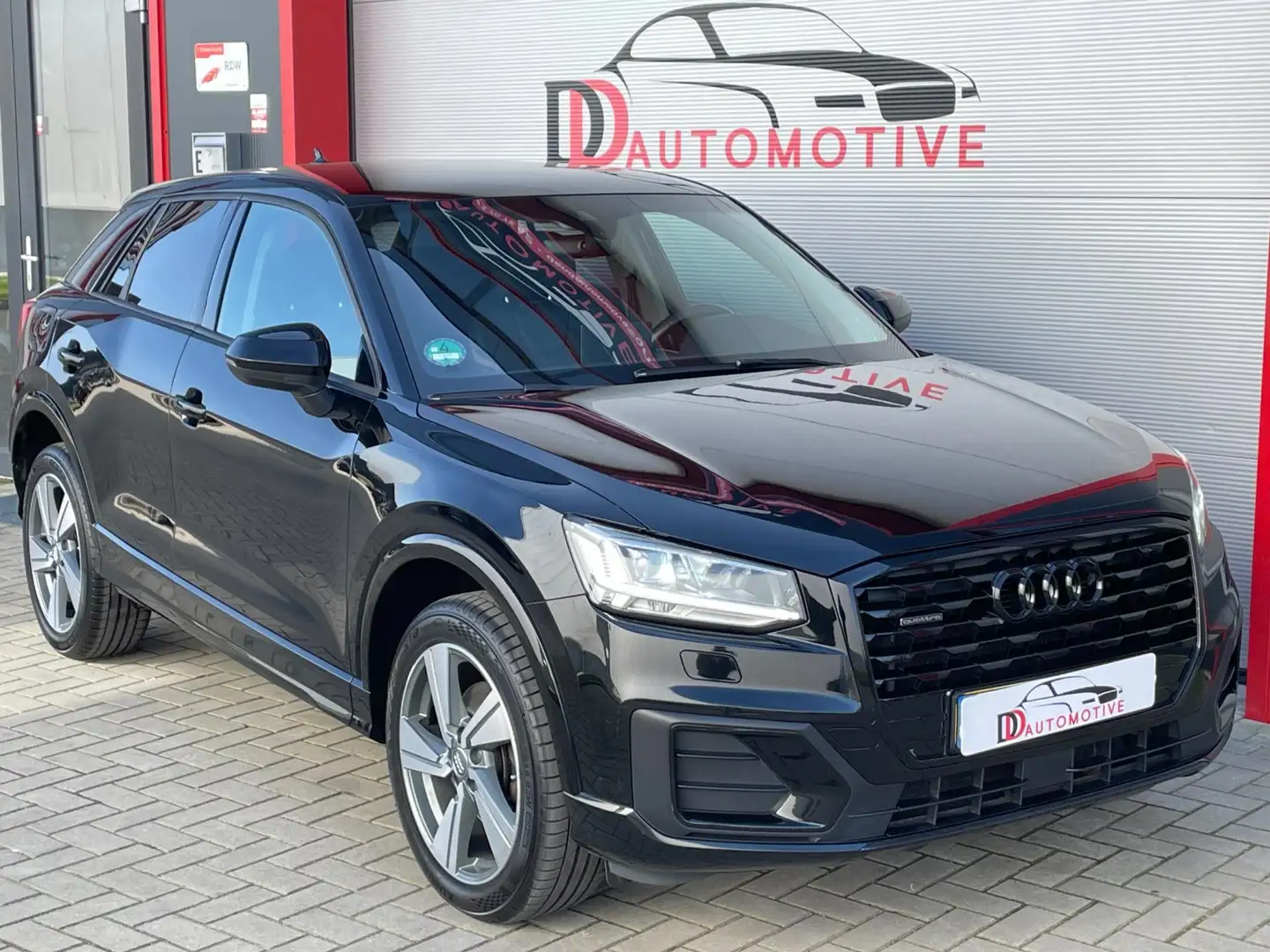 Audi Q2 2.0 TDI quattro S-line LED/CARPLAY/BLIS/LANE/PDC/N Zwart - 2