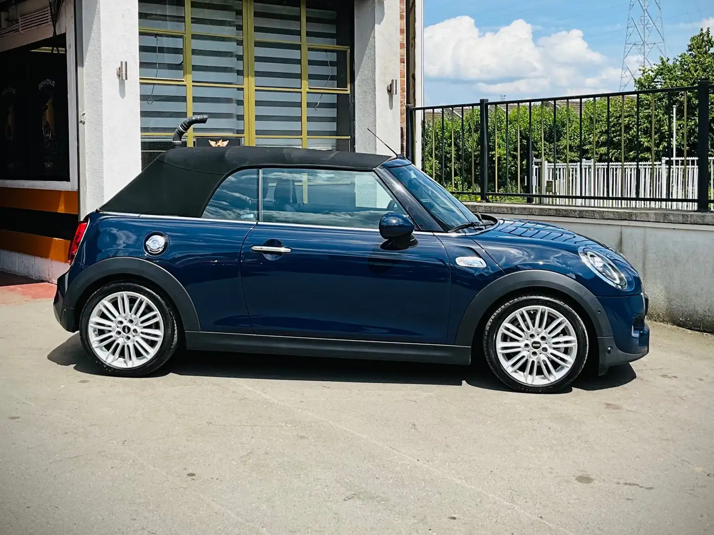 MINI Cooper S Cabrio 2.0AS KIT JOHN COOPER !!! OFFRE DU MOMENT !!! Синій - 2