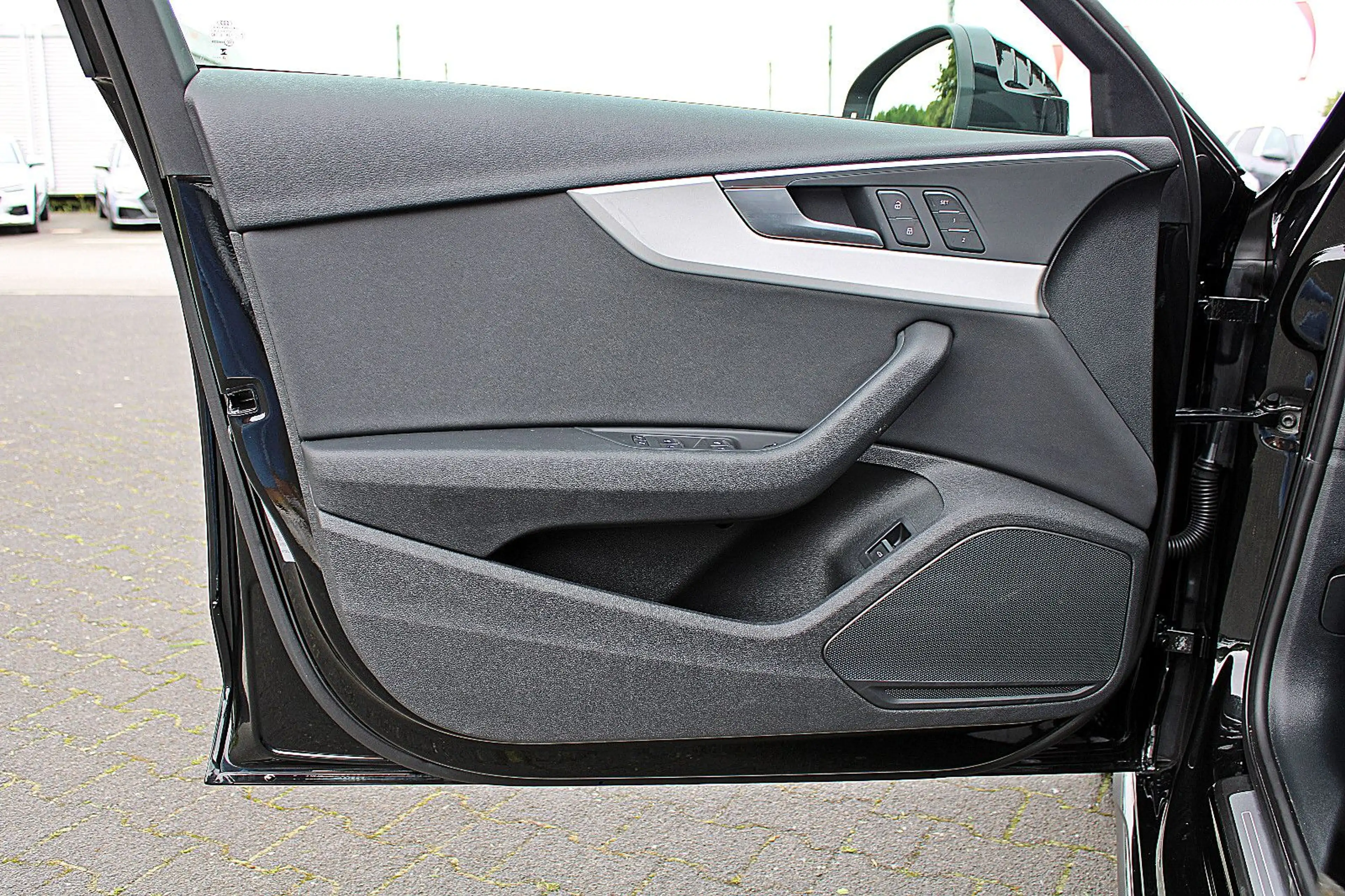 Audi A4 Avant 40TDI q S LINE BLACK KAMERA TOUR MEMORY — photo 7