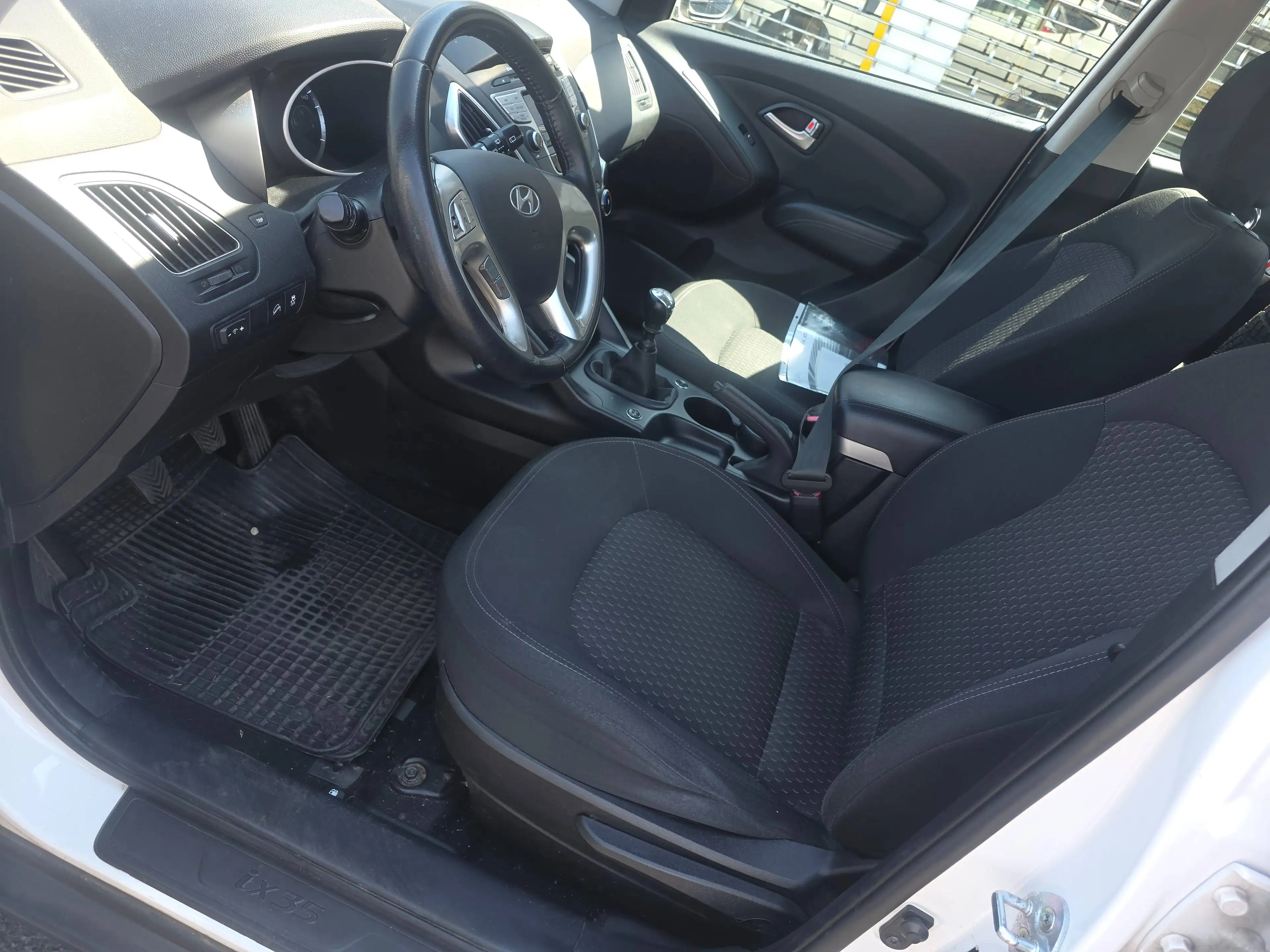 Hyundai iX35 ix35 1.6 2WD 5 Star Edition — photo 7