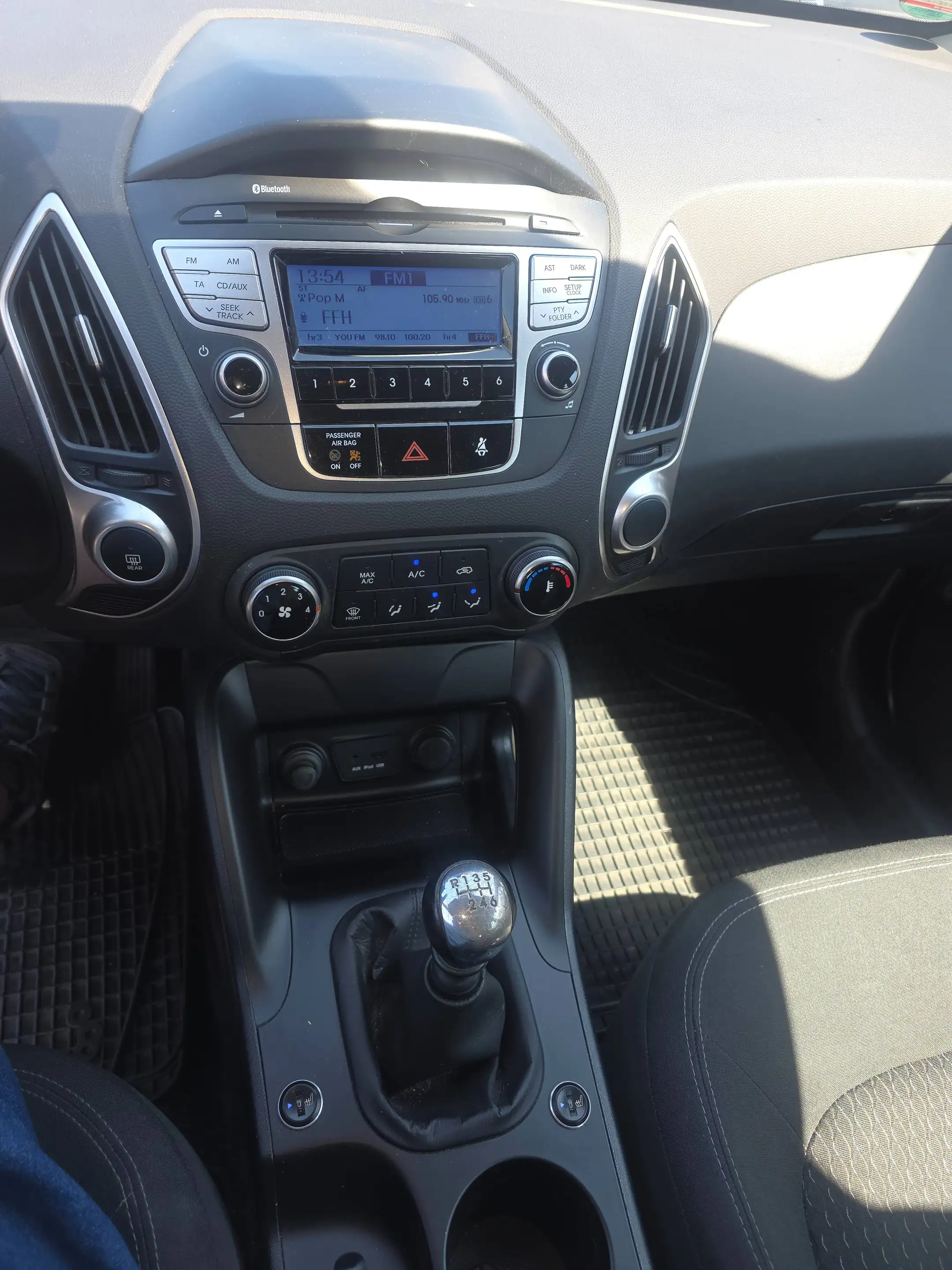 Hyundai iX35 ix35 1.6 2WD 5 Star Edition — photo 8