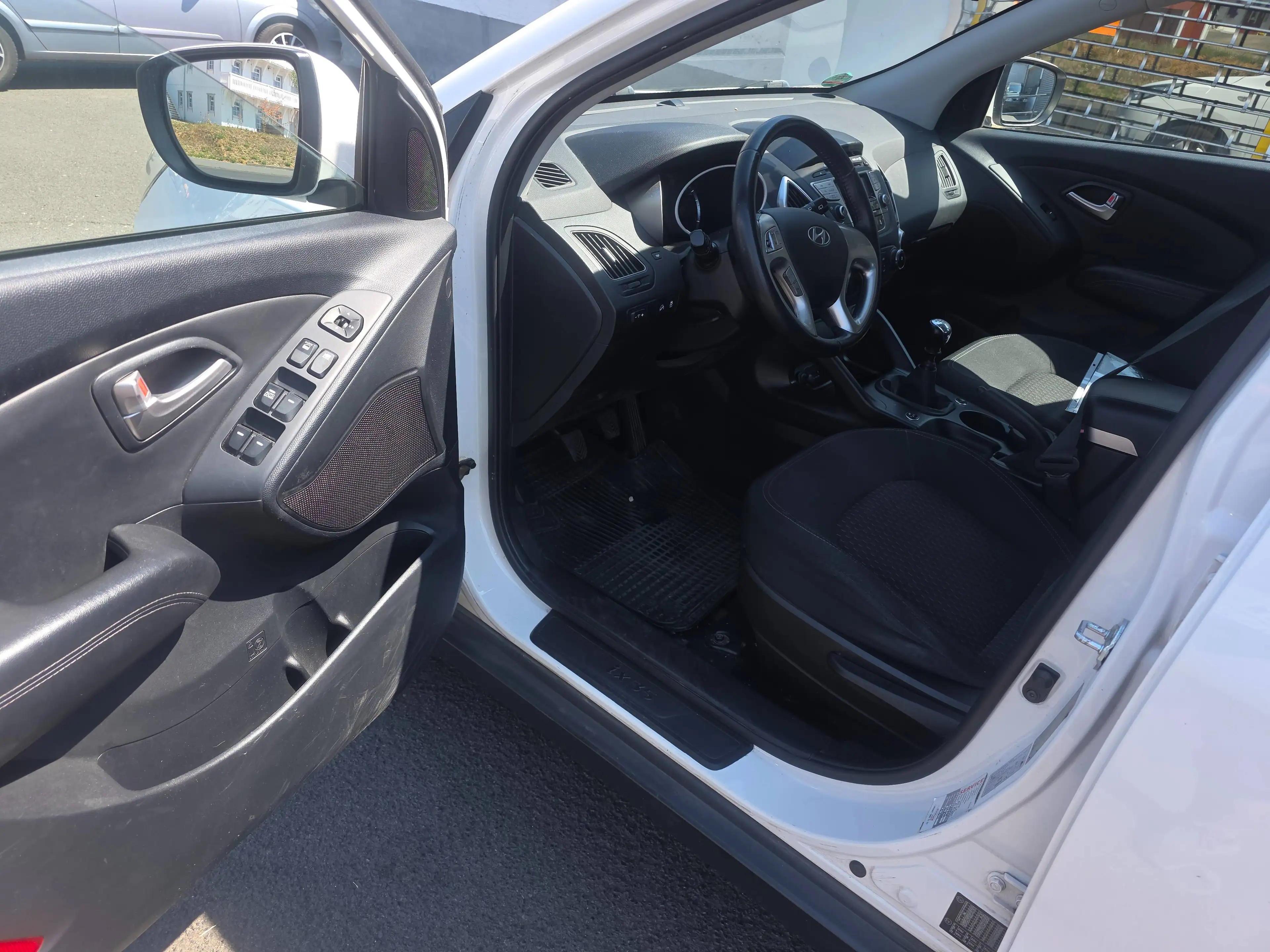 Hyundai iX35 ix35 1.6 2WD 5 Star Edition — photo 10