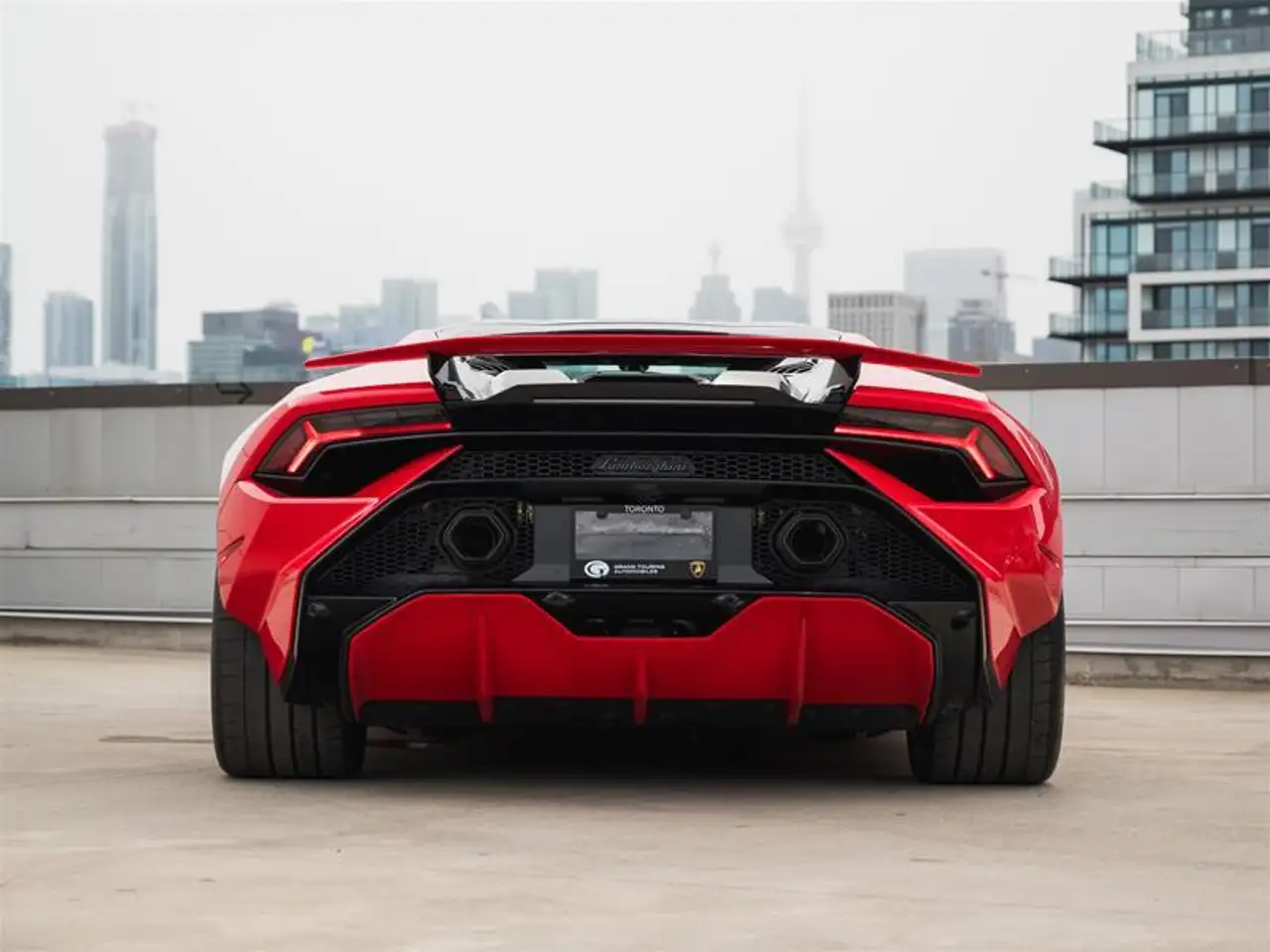 Lamborghini Huracán снимка Lamborghini Huracán