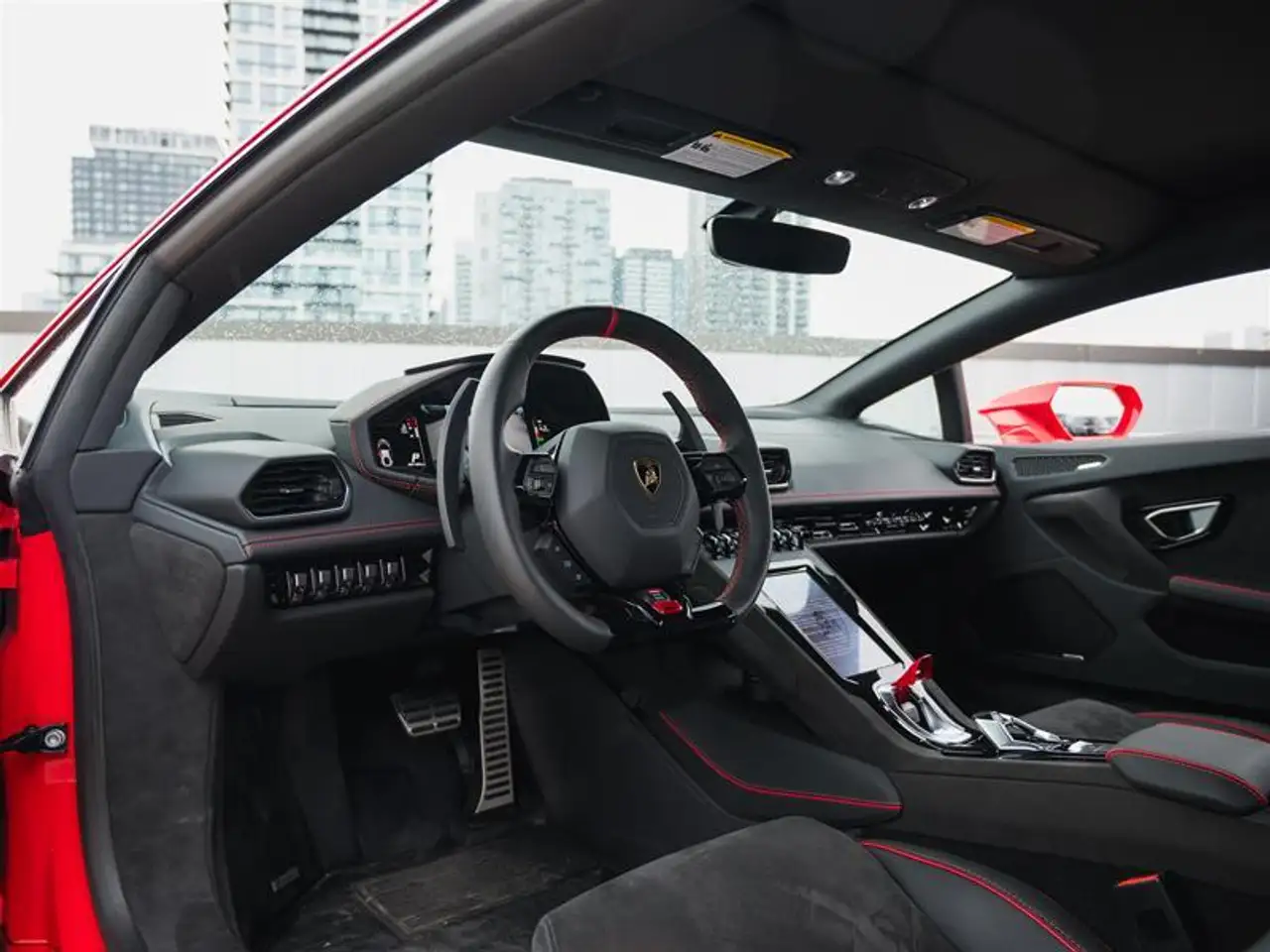 Lamborghini Huracán снимка Lamborghini Huracán