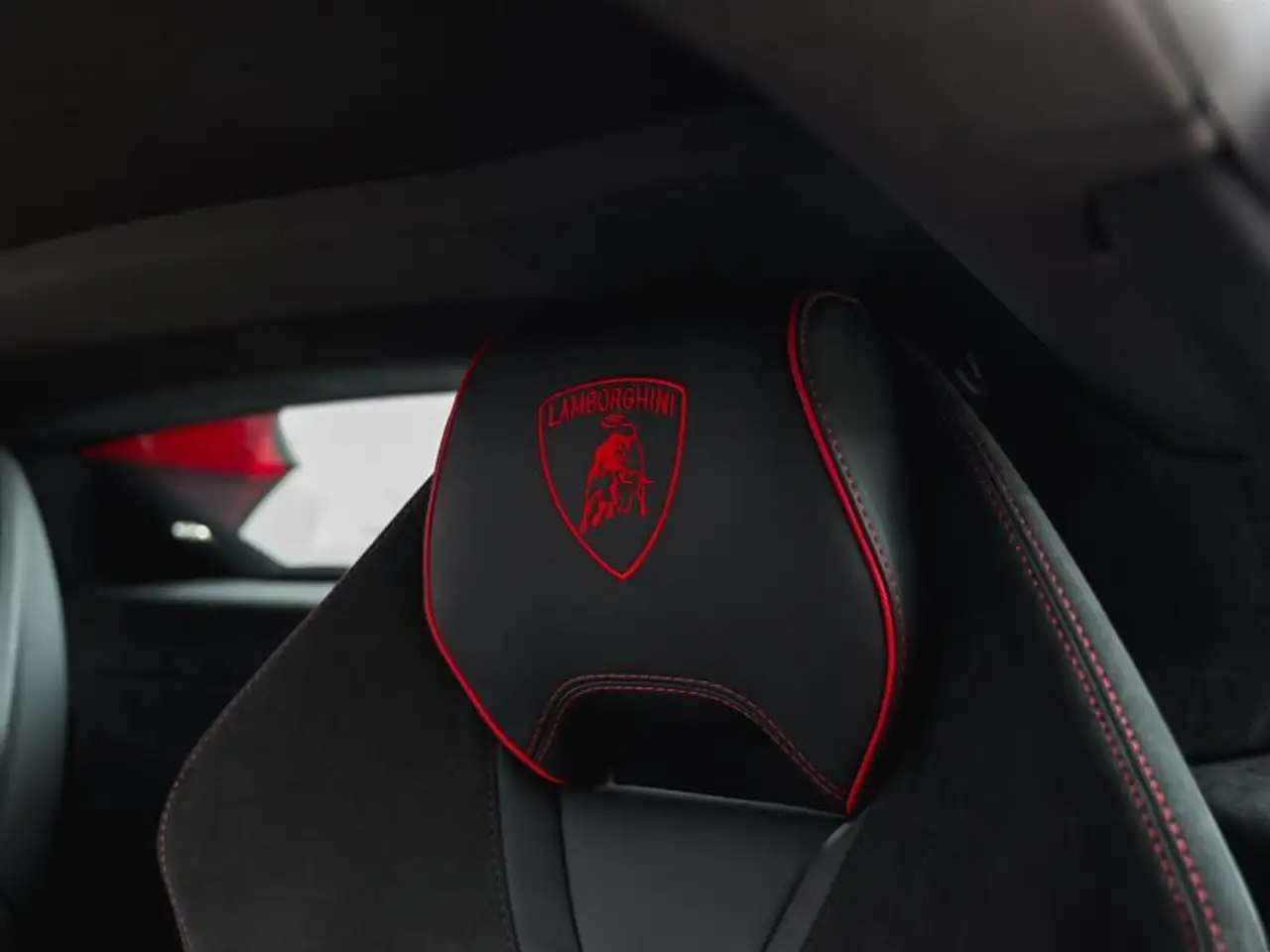 Lamborghini Huracán снимка Lamborghini Huracán