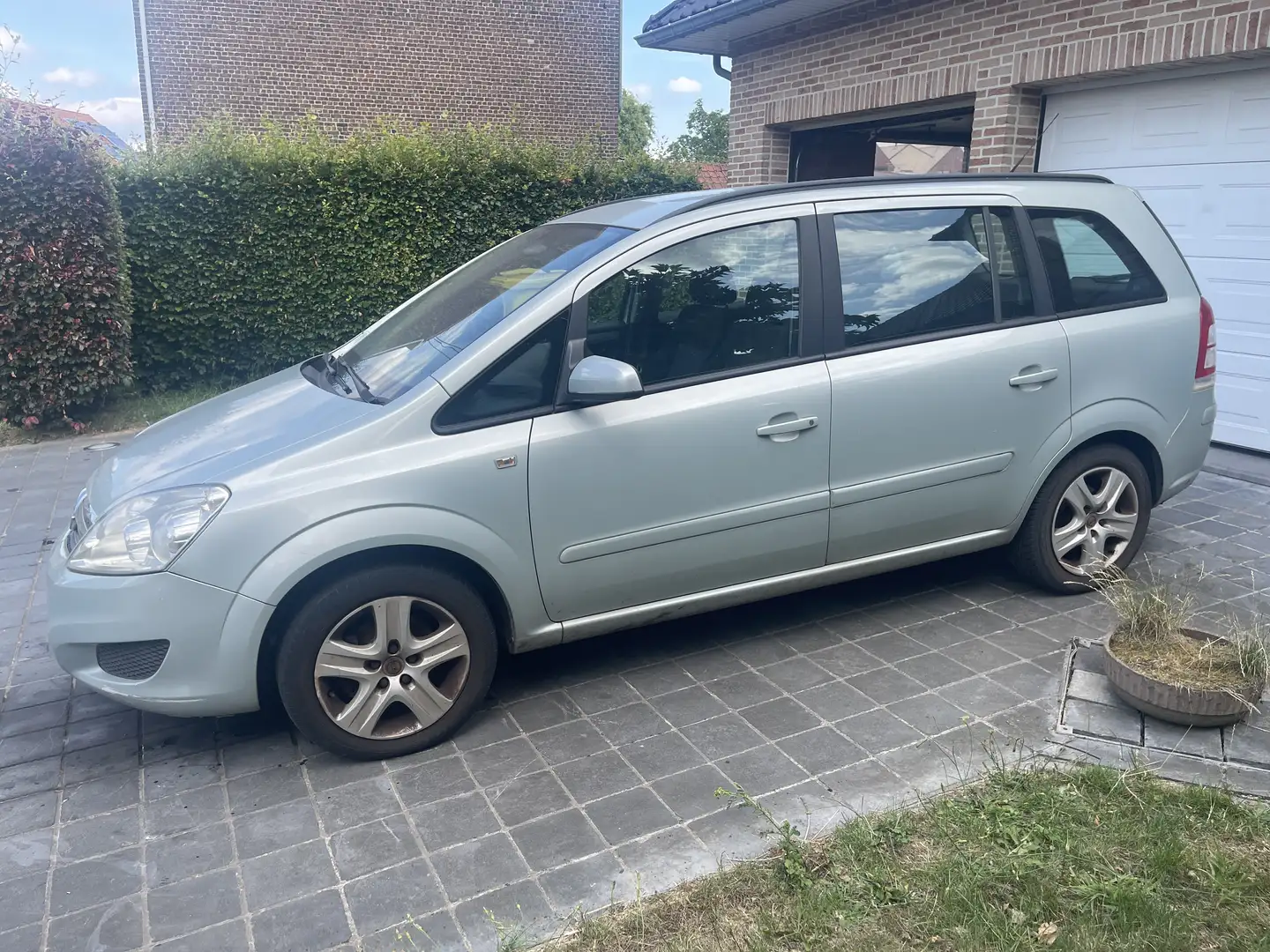 Opel Zafira 1.6 i Cosmo - Family Benzine - - 1