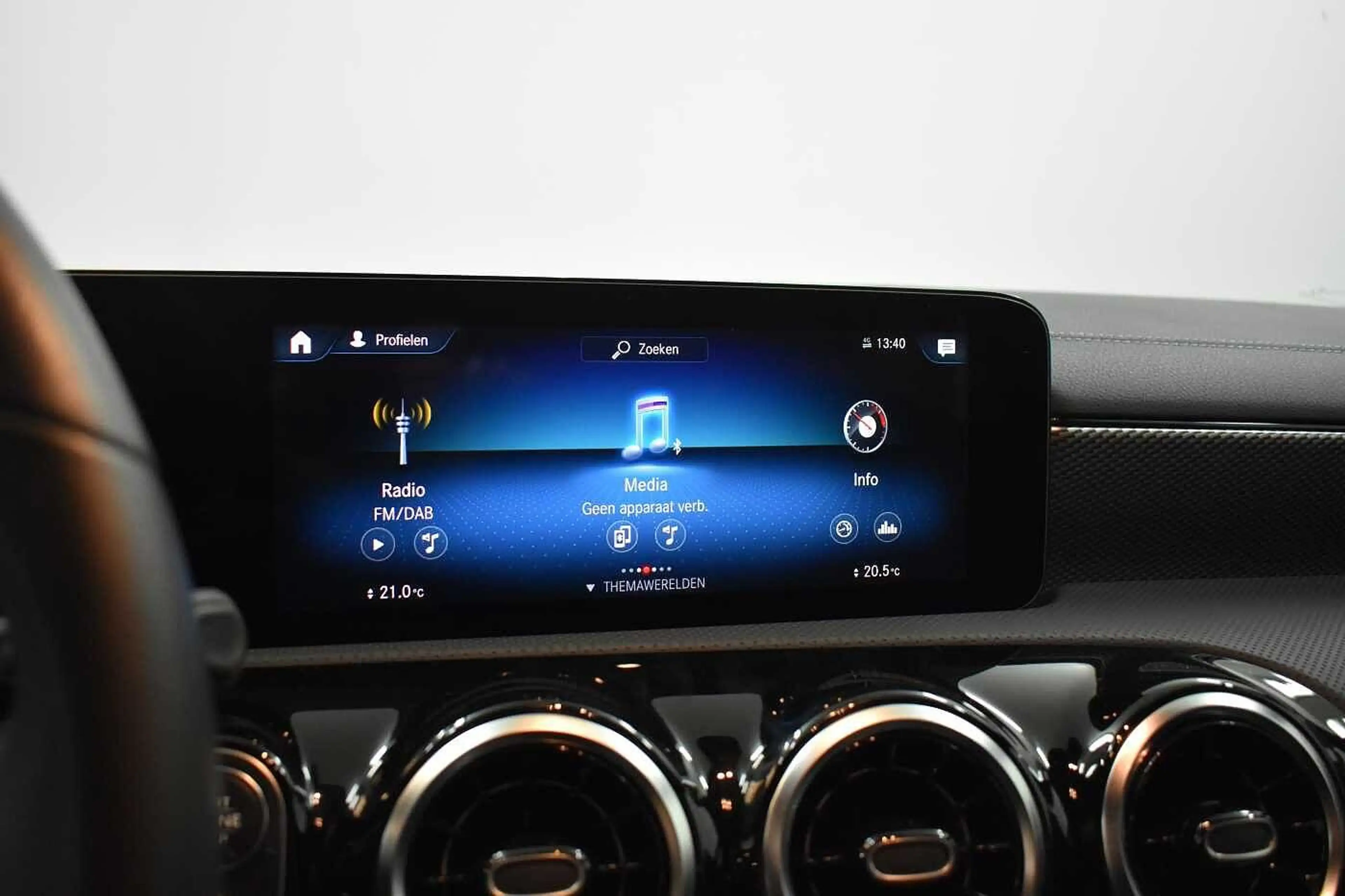 Mercedes-Benz CLA 180 d Shooting Brake Business Line — photo 15
