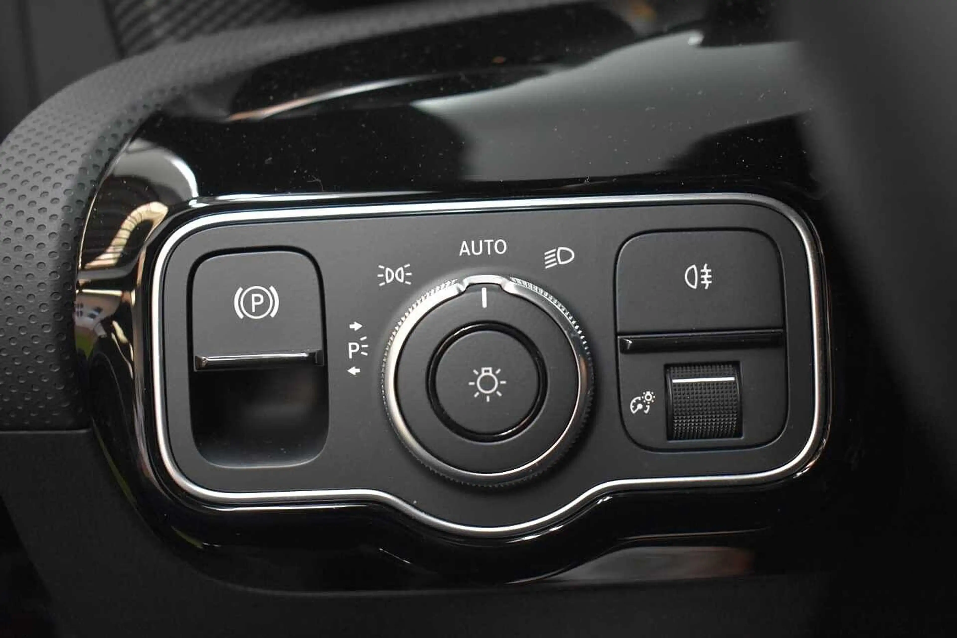 Mercedes-Benz CLA 180 d Shooting Brake Business Line — photo 12