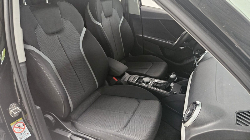 Audi Q2 2.0 TDI 35 TDI advanced Navi AppleCarPlay PDC — photo 14
