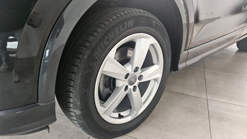 Audi Q2 2.0 TDI 35 TDI advanced Navi AppleCarPlay PDC — photo 10