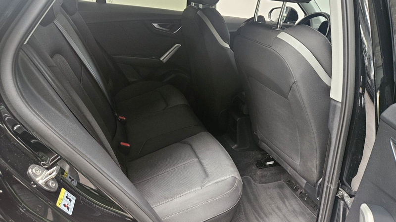 Audi Q2 2.0 TDI 35 TDI advanced Navi AppleCarPlay PDC — photo 15