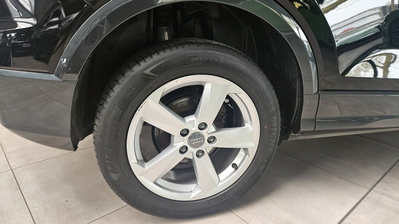 Audi Q2 2.0 TDI 35 TDI advanced Navi AppleCarPlay PDC — photo 4